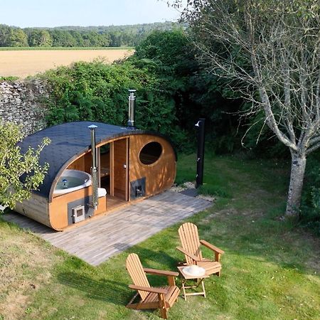 Manoir Du Vau D Arz Gites Et Chambres D Hotes Avec Piscine Malansac Exteriör bild