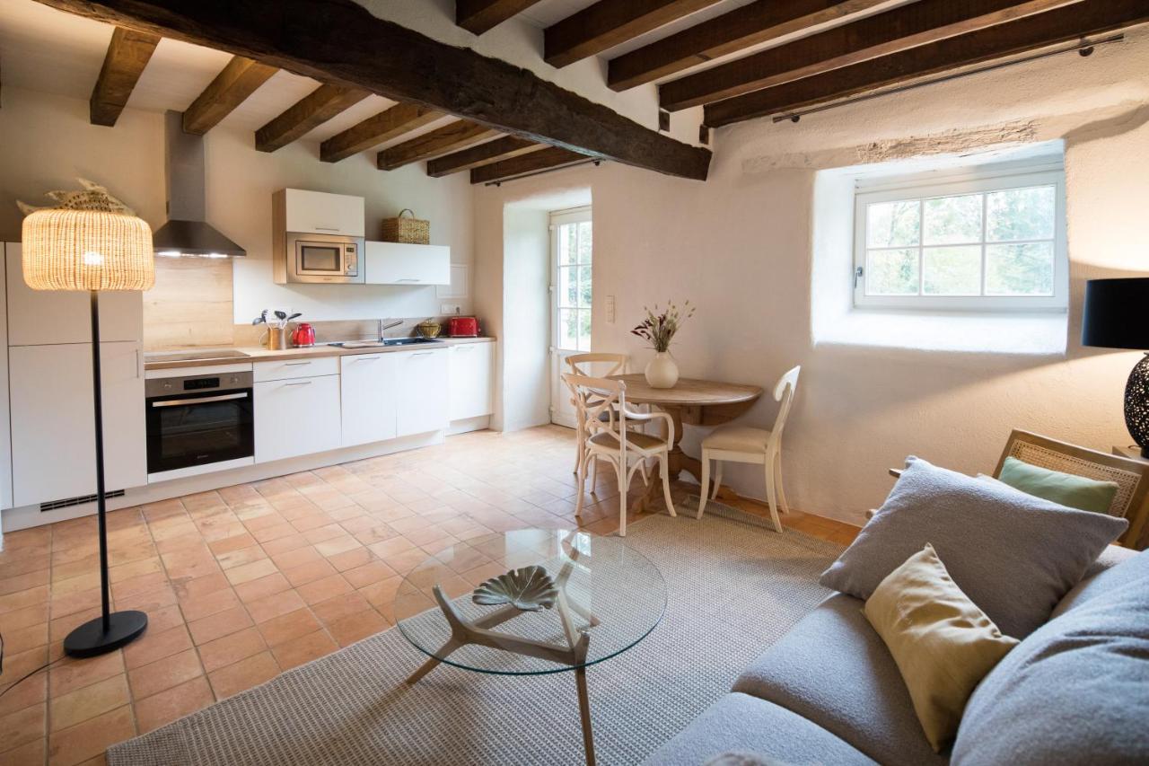 Manoir Du Vau D Arz Gites Et Chambres D Hotes Avec Piscine Malansac Exteriör bild